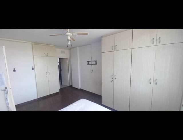 1 BEDROOM FLAT FOR SALE IN UMBILO